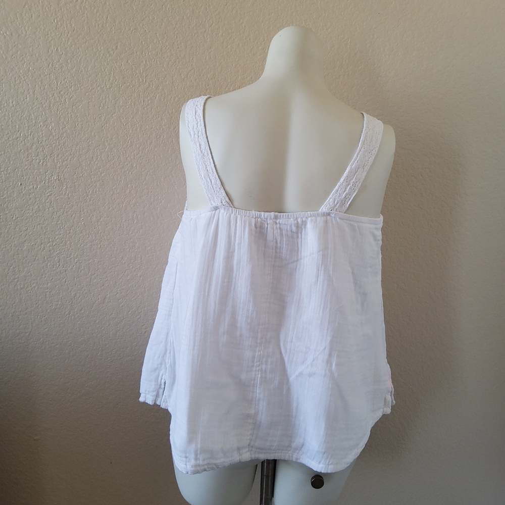 Lane Bryant white embroidered Classic Square-Neck Tank Top Size 16 - Picture 4 of 9